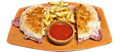 GOLIJSKI TOPLI SENDVIČ (sa dimljenom junetinom) 350g